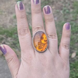 Lisa J Designs Amber Oval Bee Honeycomb Ring Size 8.5 Artisan